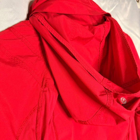 Lululemon Make A Break Jacket in 'Currant' Sz 4 RARE VINTAGE - Picture 14 of 16